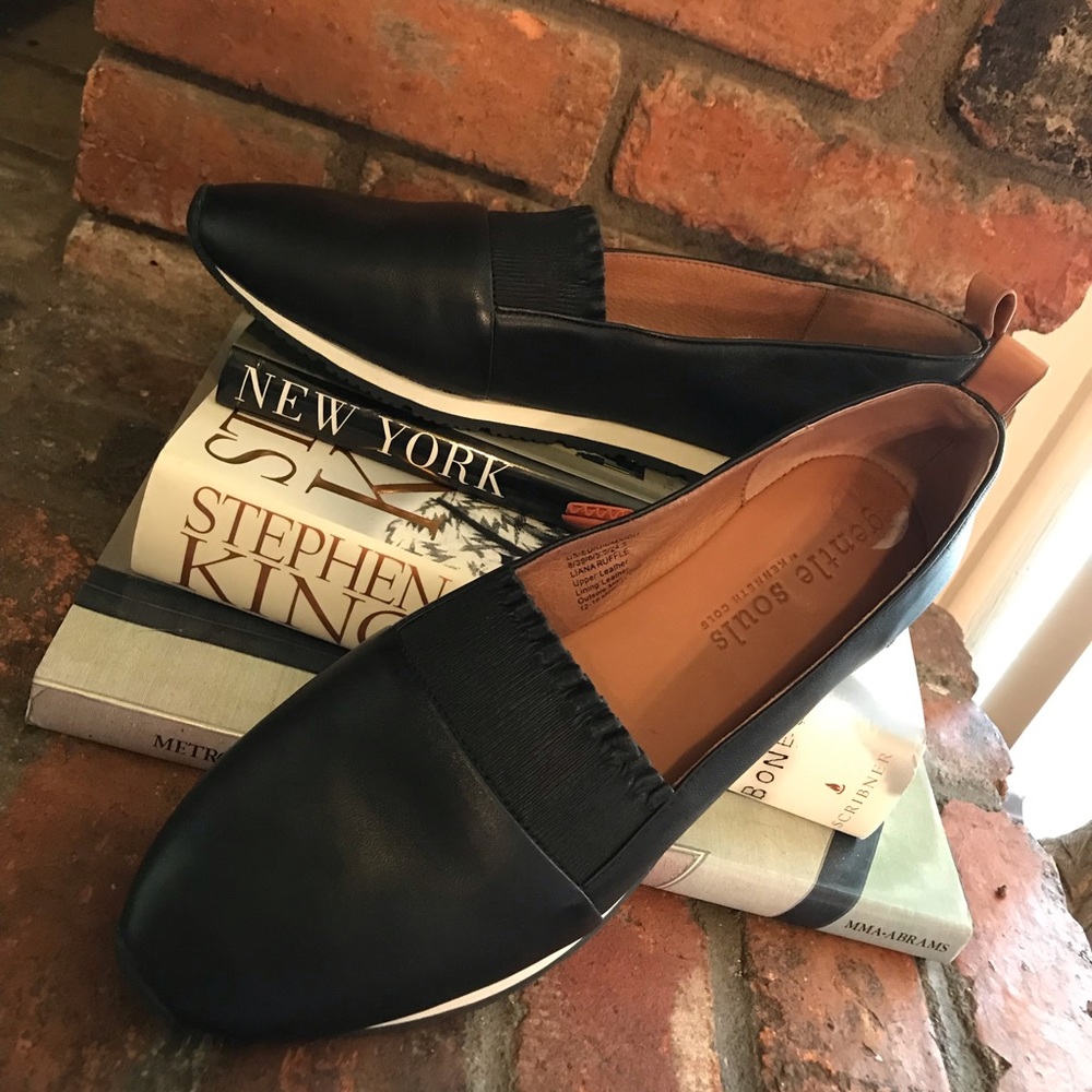 KENNETH COLE GENTLE SOULS Liana Ruffle Flats 8 NEW